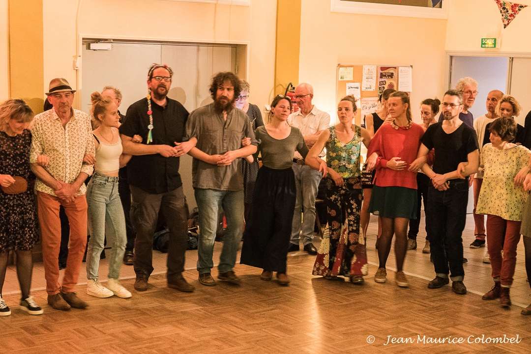 Rentrée 2024 : Atelier Danse traditionnelle de Haute-Bretagne