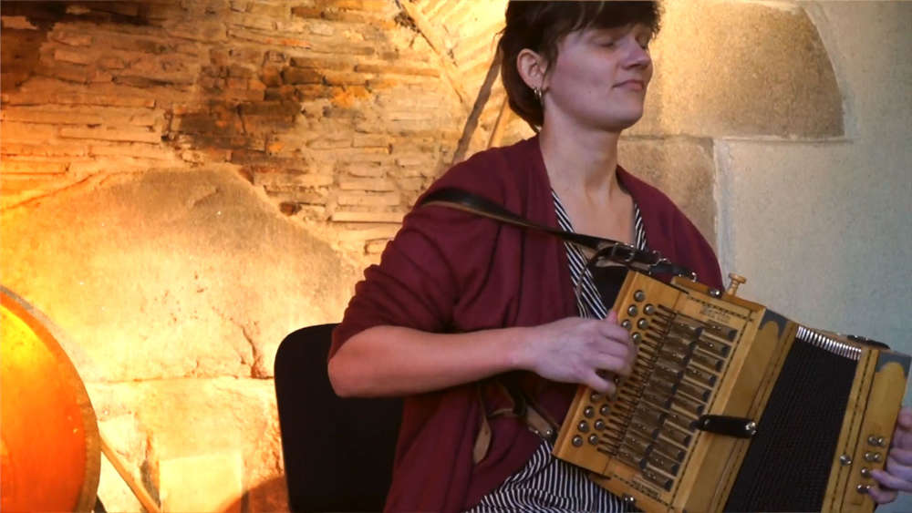 Jeanne Lemoine - Valse   l'accordéon diatonique